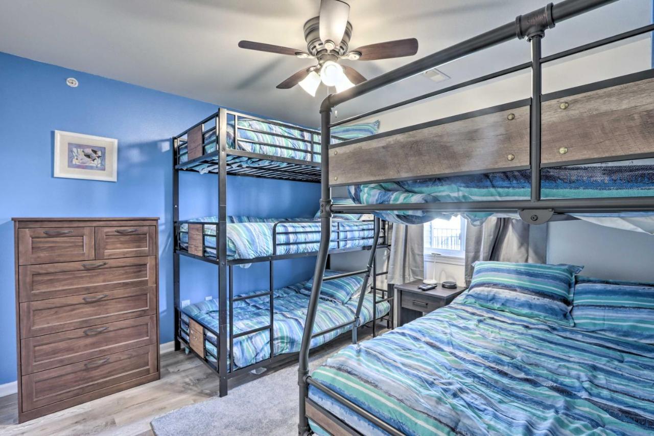 Step-Free Camdenton Condo With Boat Ramp, Dock, Slip エクステリア 写真