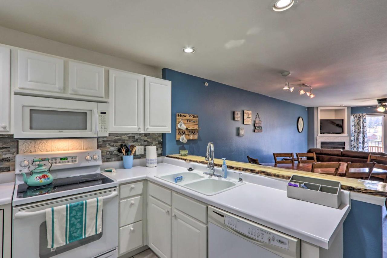Step-Free Camdenton Condo With Boat Ramp, Dock, Slip エクステリア 写真