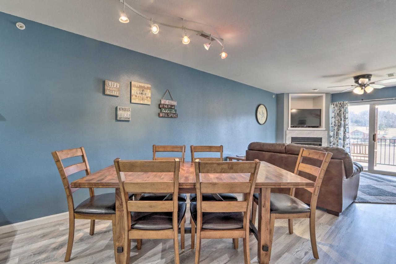 Step-Free Camdenton Condo With Boat Ramp, Dock, Slip エクステリア 写真