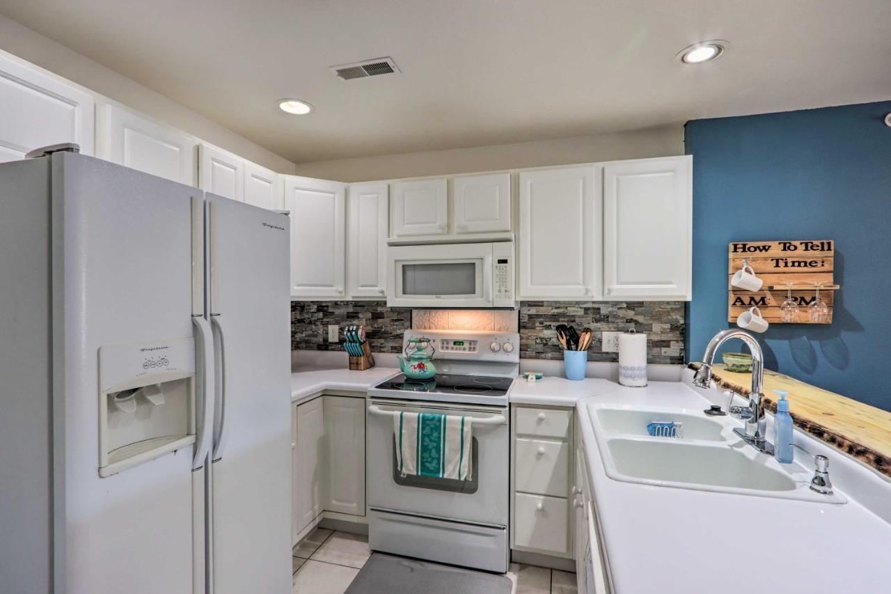 Step-Free Camdenton Condo With Boat Ramp, Dock, Slip エクステリア 写真