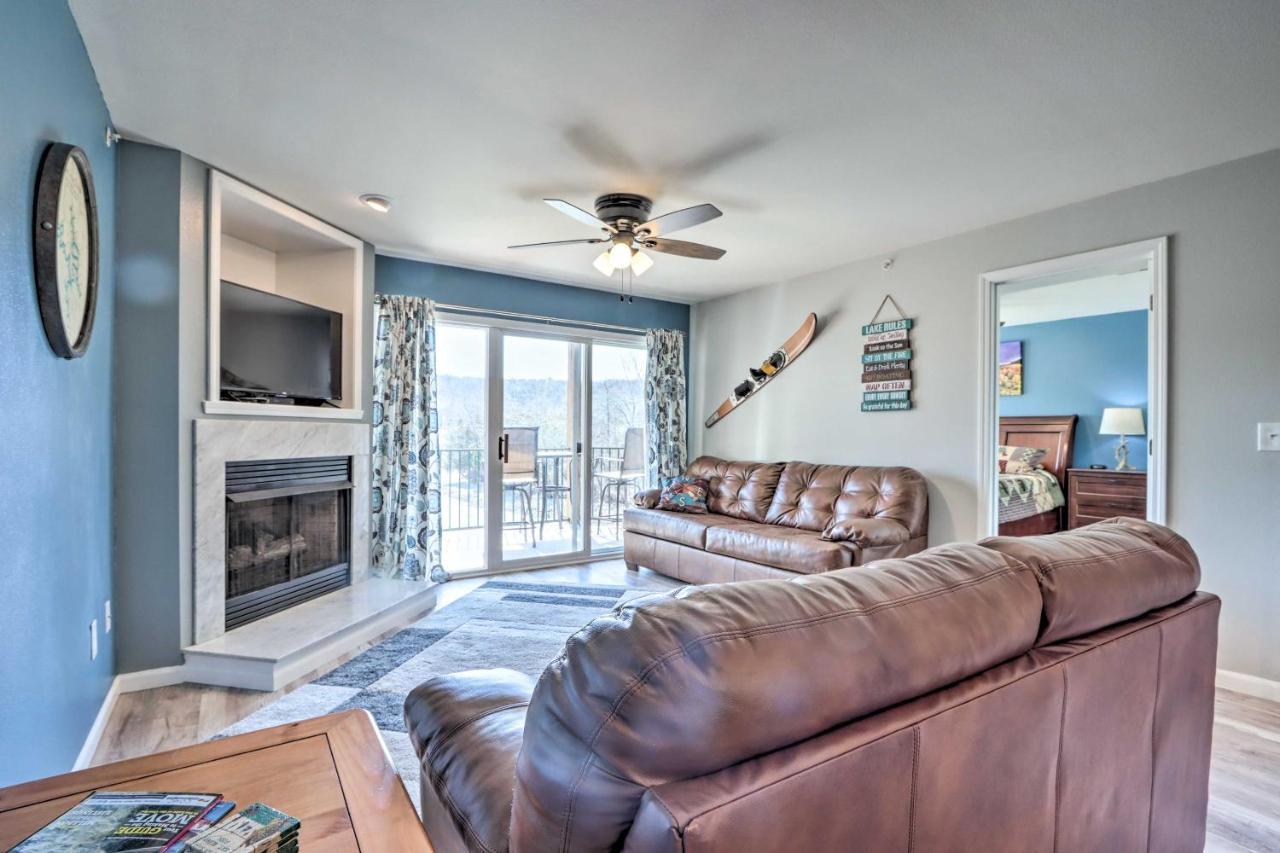 Step-Free Camdenton Condo With Boat Ramp, Dock, Slip エクステリア 写真