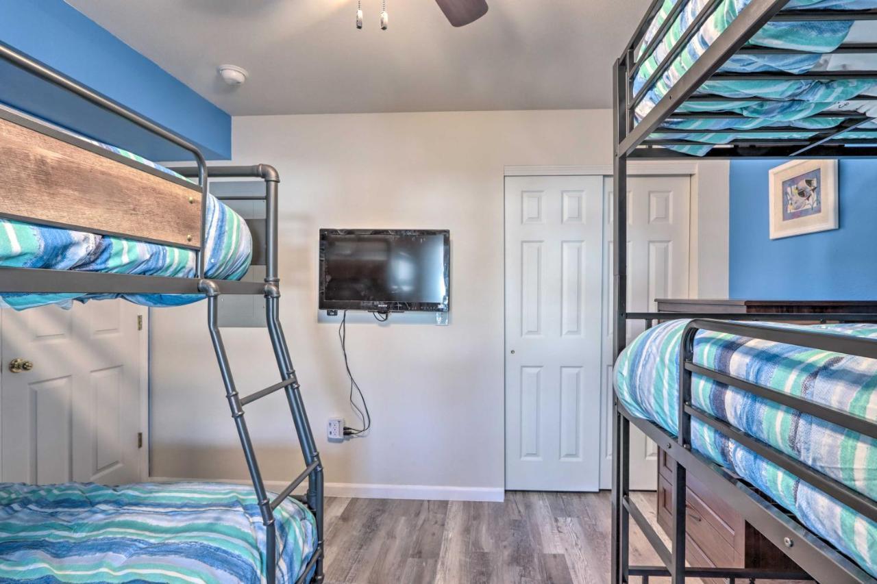 Step-Free Camdenton Condo With Boat Ramp, Dock, Slip エクステリア 写真