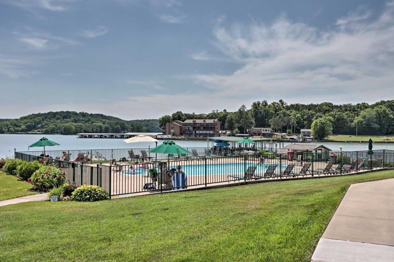 Step-Free Camdenton Condo With Boat Ramp, Dock, Slip エクステリア 写真