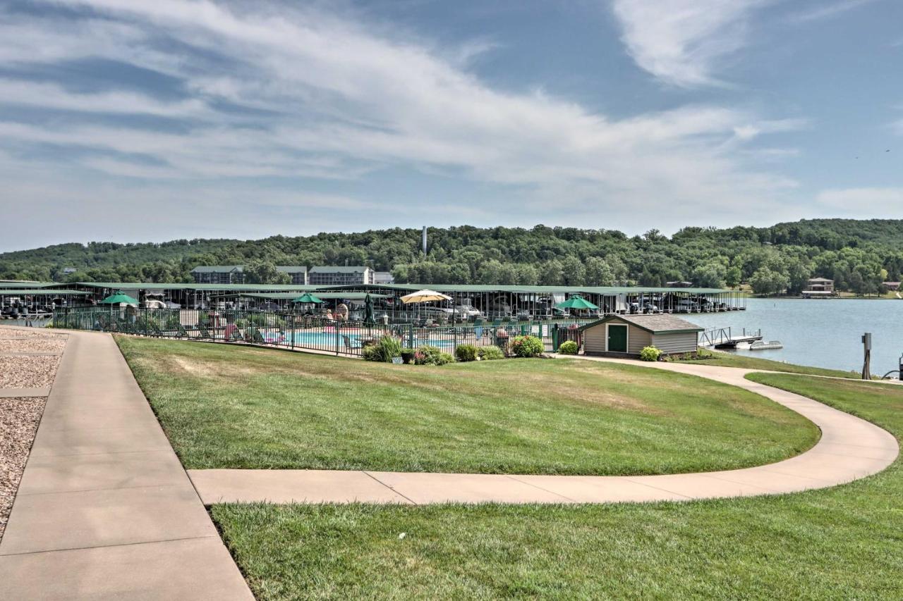 Step-Free Camdenton Condo With Boat Ramp, Dock, Slip エクステリア 写真
